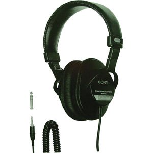 Headphones / Earphones
